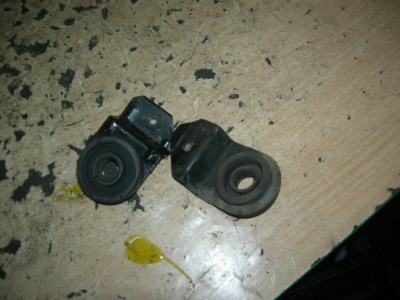 Suzuki ignis i кронштейн радіатора комплект фото №1