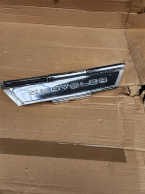 Хром задній кришки chrysler 300 k 1964 2480290 фото №1