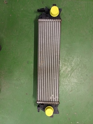 Радіатор інтеркулер volvo xc90 xc60 s90 фото №1