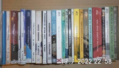 Seria Salamandra 25 szt ` - Różni autorzy