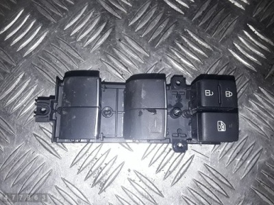 2023 toyota corolla переключатель 8404002500 фото №1