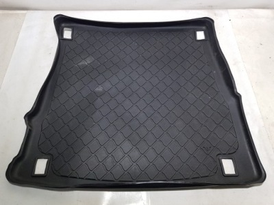 Мат підлога обшивка гумовий елемент багажника alfa romeo stelvio фото №1