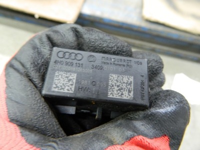 AUDI A8 S8 D4 МОДУЛЬ KESSY 4H0909131