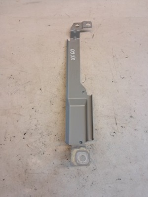 Кронштейн кронштейн крила правий перед volvo xc60 ii 31424581 фото №1