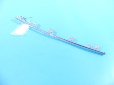 Молдинг решётка правая vw passat b8 фото №1