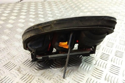 Лампа права задня mini cooper r50, r53 89023373 1.6l бензиновий 2003 фото №1