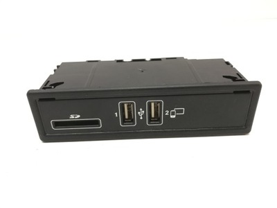 Роз'єм port usb sd a2538206100 mercedes c205 w205 фото №1