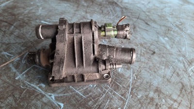 Корпус термостата 9647767180 mazda 3 1.6 hdi фото №1