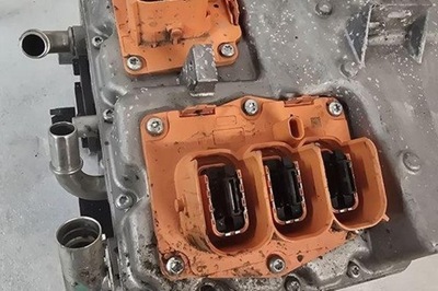 Инвертор volvo xc90 i 31499608 2.0l 2017 фото №1