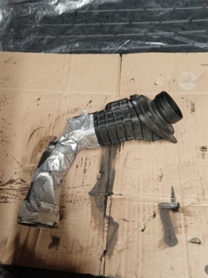 Пабтрубок  шланг интеркулер clio iv 165769779r фото №1