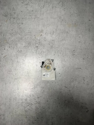 Bmw x6 e71 моторчик шторка фото №1