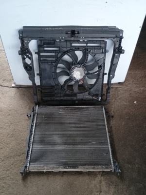 Pas передний радиатор вентилятор vw crafter man 2n0 фото №1