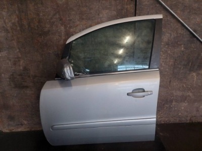 Двері комплектна  лівий перед opel zafira b рестайлінг  z176 фото №1