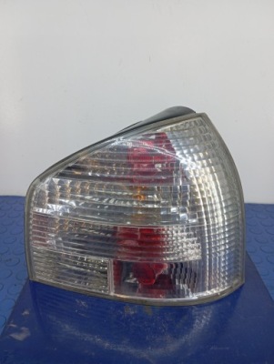 Audi a3 фара правый  задний  задняя фото №1