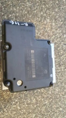 Насос abs bmw 3 e46 10094808023 3.0l дизель 135kw 1999 фото №1