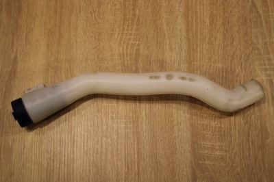 Труба заливної zniornika омивача alfa romeo giulietta фото №1