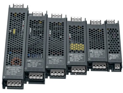 STEROWNICZA TRANSFORMATOR OŚWIETLENIOWY LED ZASILACZ DC 12V 200W