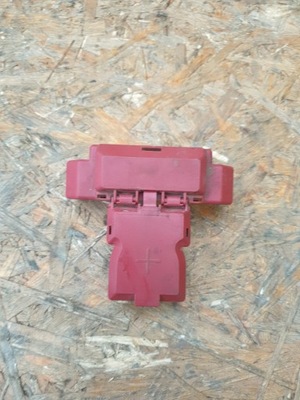 Nissan navara d23 np300 защита клеммы плюсовой фото №1