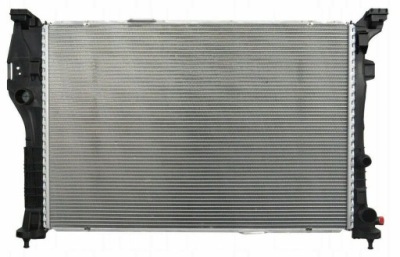 Mercedes w176 c117 x156 2.0t amg 2013 - woda + кондиционер фото №1