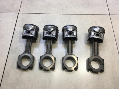 Поршень шатун fiat stilo 1.9 jtd фото №1