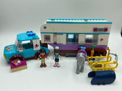 LEGO Friends 41125 Przyczepa lecznicza dla koni