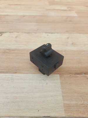 Jeep grand cherokee wj 99-04 кнопка скло задня фото №1