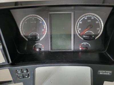 Лічильник приладова панель прилади scania r 2061565 2061565 фото №1