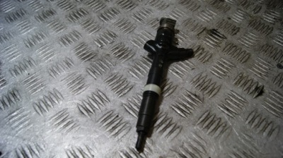 Інжектор форсунка toyota avensis t25 23670-0g010 фото №1