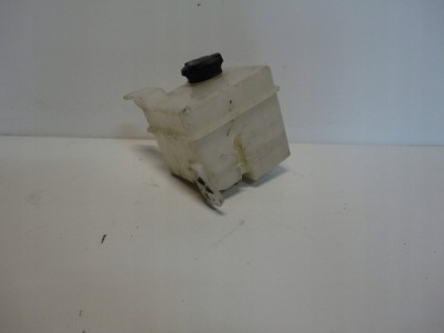 Hyundai i20 бак расширительный 1,2 2008-12r фото №1