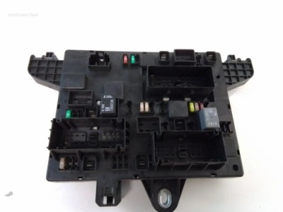 Opel astra j коробка предохранителей bsi 365927271 фото №1