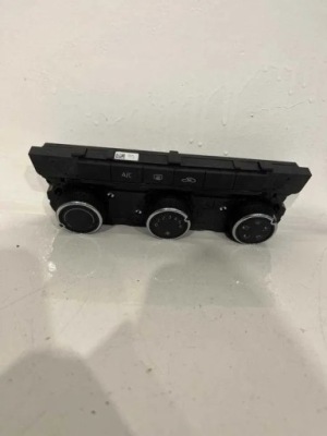 Панель кондиціонера обдув skoda kodiaq scout фото №1