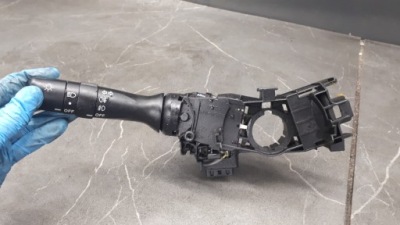 4210017f220 перемикач світла toyota rav4 iii фото №1