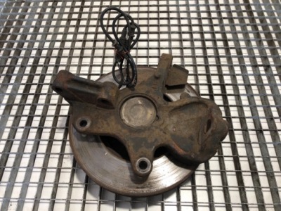 Поворотний кулак лівий перед mercedes w906 2.1 163km фото №1