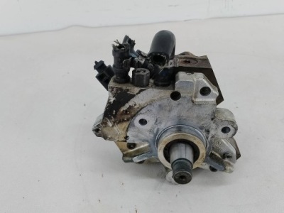 Насос упорскування audi a8 d2 057130755e 0445010036 3.3 tdi фото №1