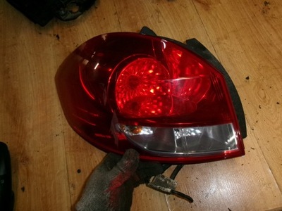 RENAULT CLIO III LAMPA LEWA TYŁ KOMBI EUROPA