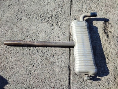 Bmw f45 гаситель конечный 218d 8577090 фото №1