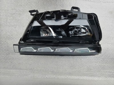 Skoda kamiq лампа правая full led 658941016f комплектная фото №1