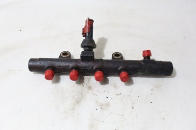 Молдинг упорскування renault megane scenic ii 1.5dci фото №1