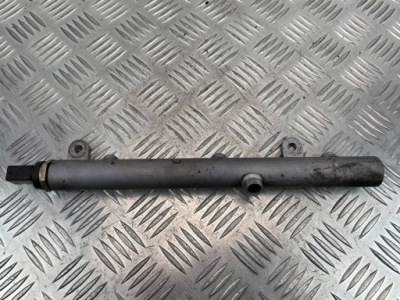Молдинг впрыскная mercedes benz ml w164 3.0 cdi a6420702695 фото №1