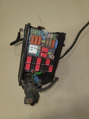 Jeep compass ii коробка предохранителей фото №1