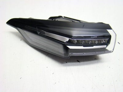 Peugeot 308 iii - лампа лівий задня фото №1