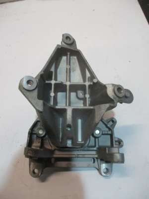 Кронштейн подушка nissan micra k14 21r 1.0tce фото №1