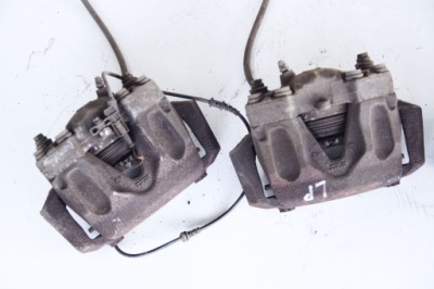 Суппорт тормозной перед левый правый комплект  mercedes cls w218 3.0 cdi фото №1