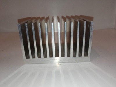 Radiator aluminiowy 111x70x67mm