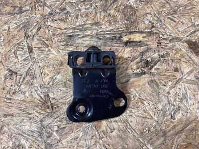 Porsche macan кронштейн 95b201260 фото №1