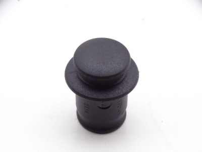 Bmw 7 f01 08-15 заглушка роз'єм прикурювача 7135141 p0107450 фото №1