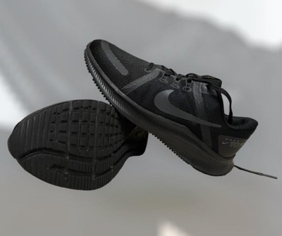 Nike Quest 4 sneakersy męskie Rozmiar 43
