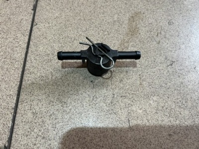 Клапан фільтра пального audi a8 d2 3.3 tdi akf фото №1