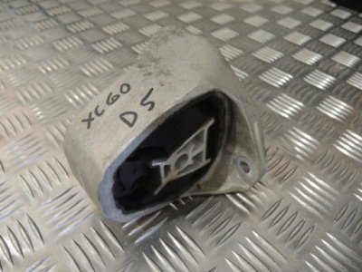 Volvo v90 s90 xc90 xc60 кронштейн подушка 31480565 фото №1