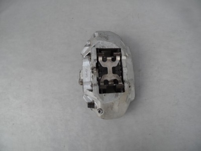 Супорт гальмівний лівий перед mercedes glc 253 x253 amg 43 4 matic фото №1